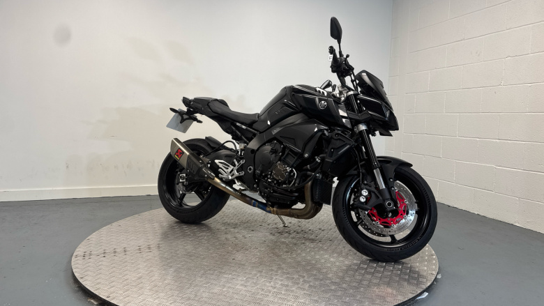Yamaha Mt-10 (16MY)